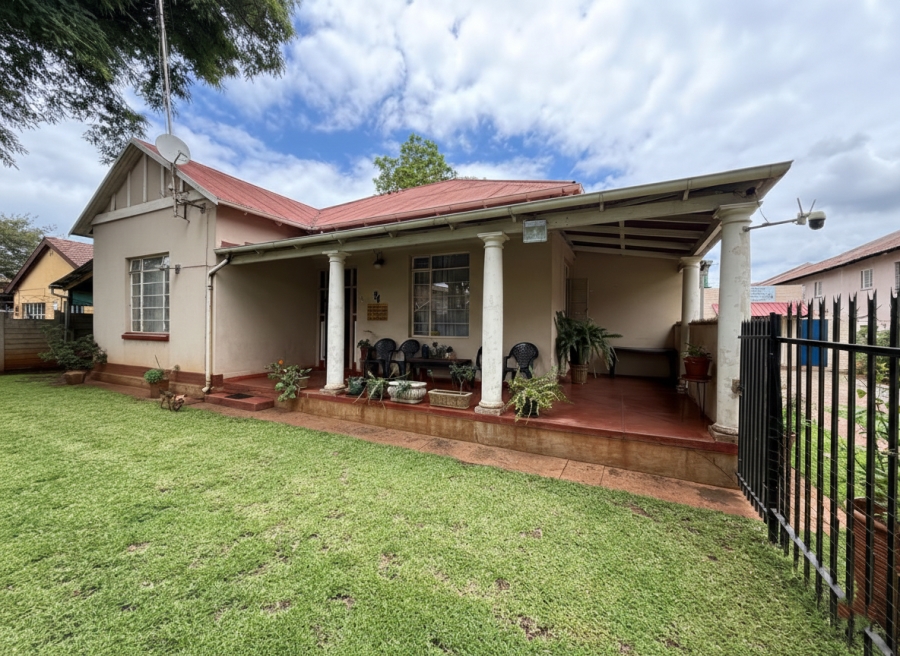 To Let 2 Bedroom Property for Rent in Rustenburg Central North West